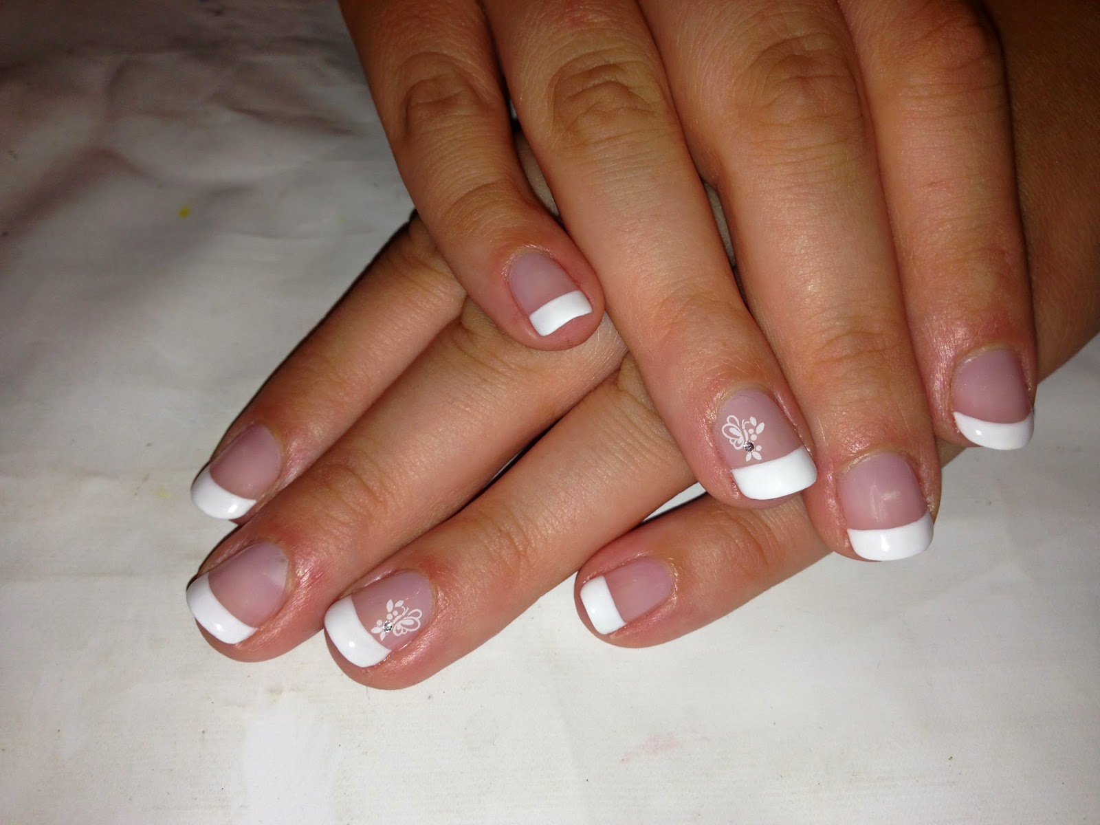 shellac french manicure with design
